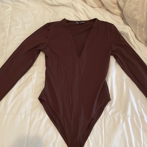 Zara Bodysuit - Picture 1 of 2